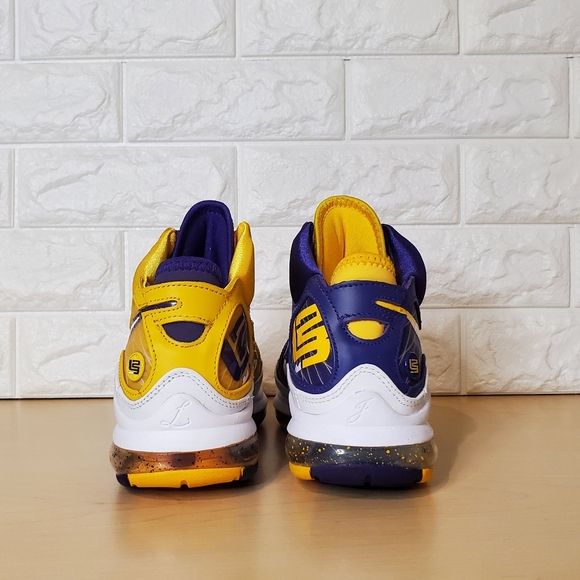 Nike Lebron 7 VII QS Media Day LA Mens Size 6 Purple White Yellow CW2300-500 - Picture 11 of 12